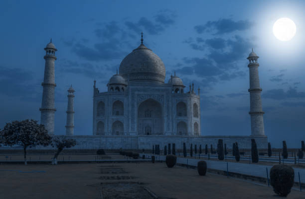 Behold the Taj Mahal on a Full-Moon Night in India